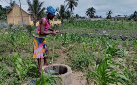 AMÉLIORER LA GOUVERNANCE DES EAUX SOUTERRAINES PAR DES JEUX EXPÉRIMENTAUX AU GHANA